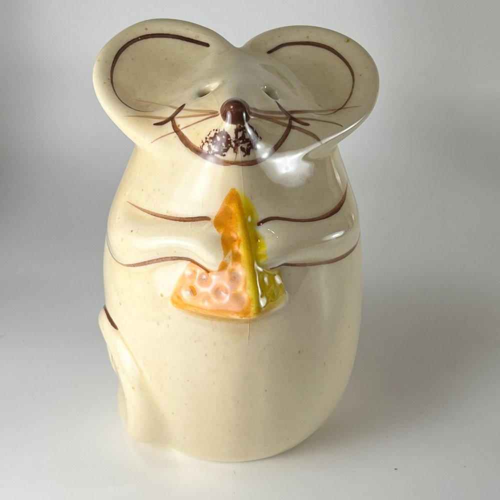 Vtg Mouse Cheese Shaker Ceramic Hand Painted N.S. Gustin Co Retro USA